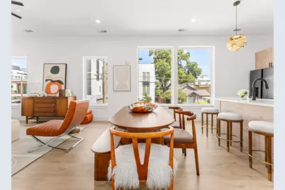 2015 N Prairie Avenue #202, Dallas, TX 75204 - Photo 9