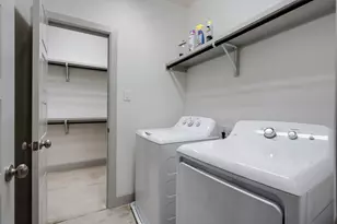 7044 Silverberry St, Dallas, TX 75231 - Photo 21