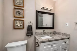 10515 Yorkford Dr, Dallas, TX 75238 - Photo 17