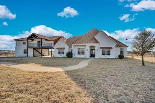 1015 Curry Rd, Waxahachie, TX 75167 - Photo 3