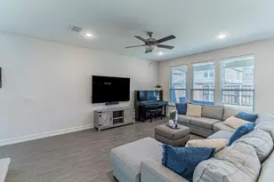 2758 Henson Ln, Garland, TX 75040 - Photo 19