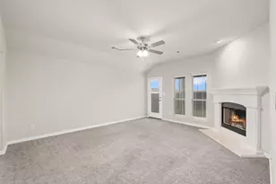 145 Wilson Cliff Dr, White Settlement, TX 76108 - Photo 9