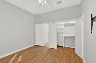 2648 Brookside Dr, Irving, TX 75063 - Photo 7