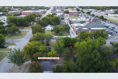 225 S Wilson Street, Burleson, TX 76028 - Photo 3