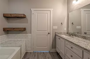 213 S Loveless St, Bullard, TX 75757 - Photo 13