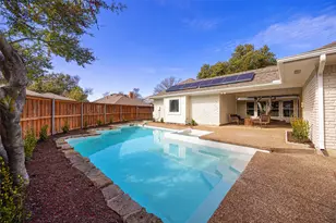 9210 Windy Crest Dr, Dallas, TX 75243 - Photo 37