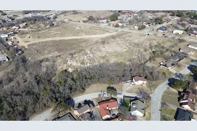 2241 Briardale Road, Fort Worth, TX 76119 - Photo 3