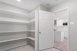 1906 Colony Dr, Irving, TX 75061 - Photo 23