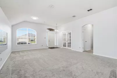 218 Quail Meadows Lane, Arlington, TX 76002 - Photo 9