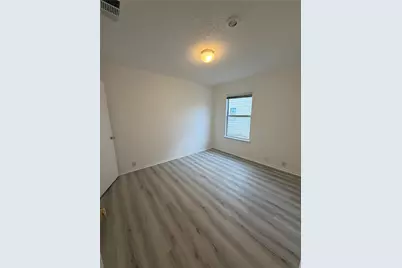 1937 Earnhardt Way, Dallas, TX 75217 - Photo 15