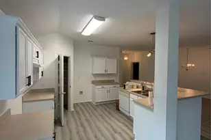 1937 Earnhardt Way, Dallas, TX 75217 - Photo 11