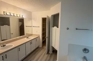 1937 Earnhardt Way, Dallas, TX 75217 - Photo 21