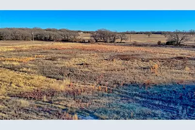 107 W Huron Circle, Nocona, TX 76255 - Photo 9