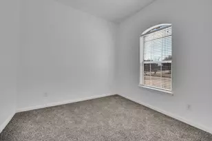 6980 Catamaran Dr, Grand Prairie, TX 75054 - Photo 27