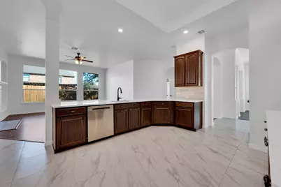 6980 Catamaran Drive, Grand Prairie, TX 75054 - Photo 13