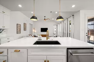 1527 Wild Indigo Dr, Mansfield, TX 76063 - Photo 11