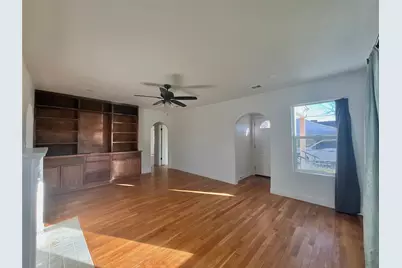 903 SW 5th Avenue SW, Mineral Wells, TX 76067 - Photo 5