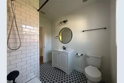 903 SW 5th Avenue SW, Mineral Wells, TX 76067 - Photo 17