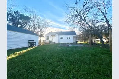 903 SW 5th Avenue SW, Mineral Wells, TX 76067 - Photo 19