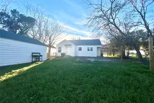 903 SW 5th Ave SW, Mineral Wells, TX 76067 - Photo 19
