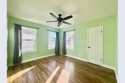 903 SW 5th Avenue SW, Mineral Wells, TX 76067 - Photo 15