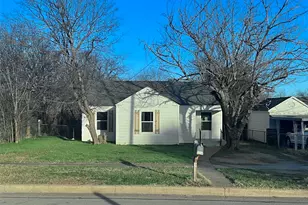 903 SW 5th Ave SW, Mineral Wells, TX 76067 - Photo 3