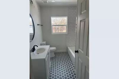 903 SW 5th Avenue SW, Mineral Wells, TX 76067 - Photo 17