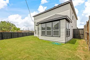 610 Parker Cir, Garland, TX 75040 - Photo 23