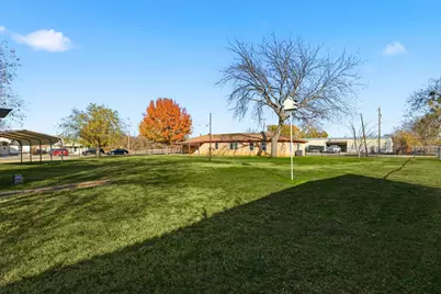 412 N Dallas Street, Pilot Point, TX 76258 - Photo 29