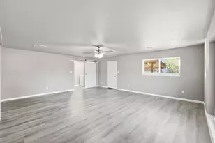 412 N Dallas St, Pilot Point, TX 76258 - Photo 15
