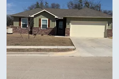 123 Wells Street, Cleburne, TX 76031 - Photo 1