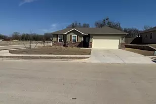 123 Wells St, Cleburne, TX 76031 - Photo 3