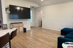 123 Wells St, Cleburne, TX 76031 - Photo 7