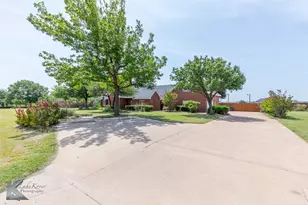 8541 Saddle Creek Rd, Abilene, TX 79602 - Photo 3