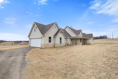 476 Silver Leaf Drive, Sunset, TX 76270 - Photo 3