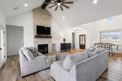 476 Silver Leaf Drive, Sunset, TX 76270 - Photo 9