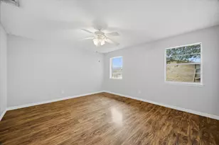 3022 Eastpark Dr, Garland, TX 75044 - Photo 17