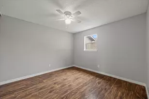 3022 Eastpark Dr, Garland, TX 75044 - Photo 23