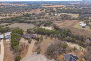 1272 County Rd 2022, Glen Rose, TX 76043 - Photo 3