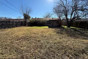 613 Dawn Dr, Garland, TX 75040 - Photo 13