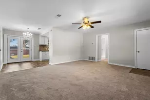 4238 Ridgedale Dr, Mesquite, TX 75150 - Photo 7