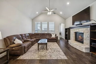 12128 Curry Creek Drive, Frisco, TX 75035 - Photo 7