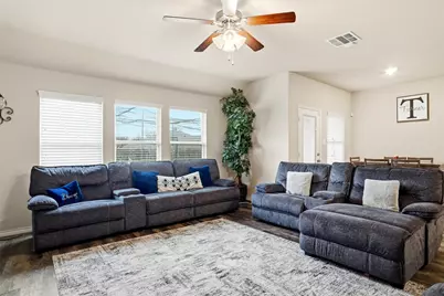 2805 Dominion Street, Denton, TX 76209 - Photo 5