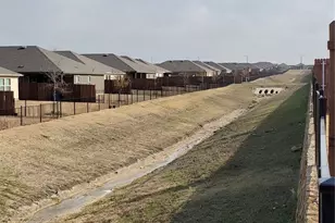 813 Fueller Dr, Aubrey, TX 76227 - Photo 33