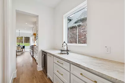 8749 Rexford Drive, Dallas, TX 75209 - Photo 11