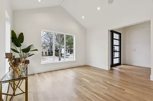 8749 Rexford Dr, Dallas, TX 75209 - Photo 17