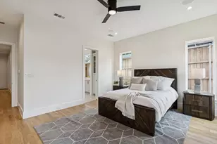 8749 Rexford Dr, Dallas, TX 75209 - Photo 21