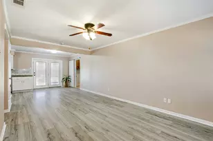 328 S 1st St, Wylie, TX 75098 - Photo 7