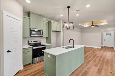 805 Branding Iron Trail, Granbury, TX 76049 - Photo 11