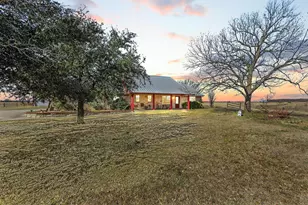 1233 FM901, Collinsville, TX 76233 - Photo 3